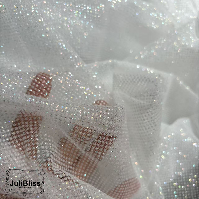 Shimmering White Glitter Tulle - Sequin Fabric Panel のレビューと価格