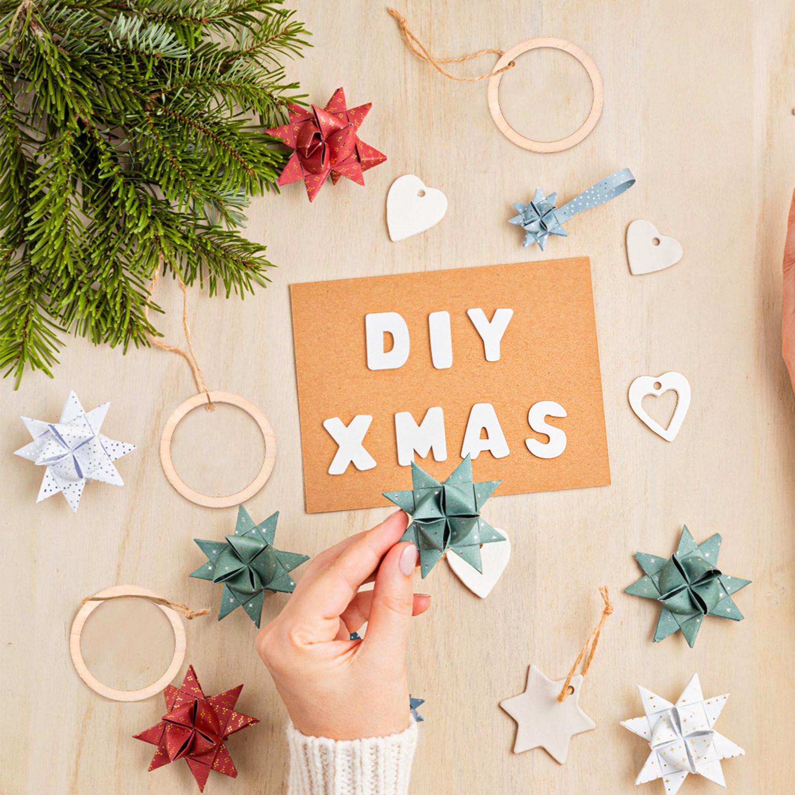 50Pcs Round Wooden Circle Embe - Christmas Craft Embellishment のレビューと価格