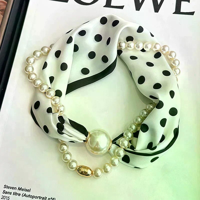 Magnetic Narrow Elegant Satins - Pearl Trim Chain のレビューと価格