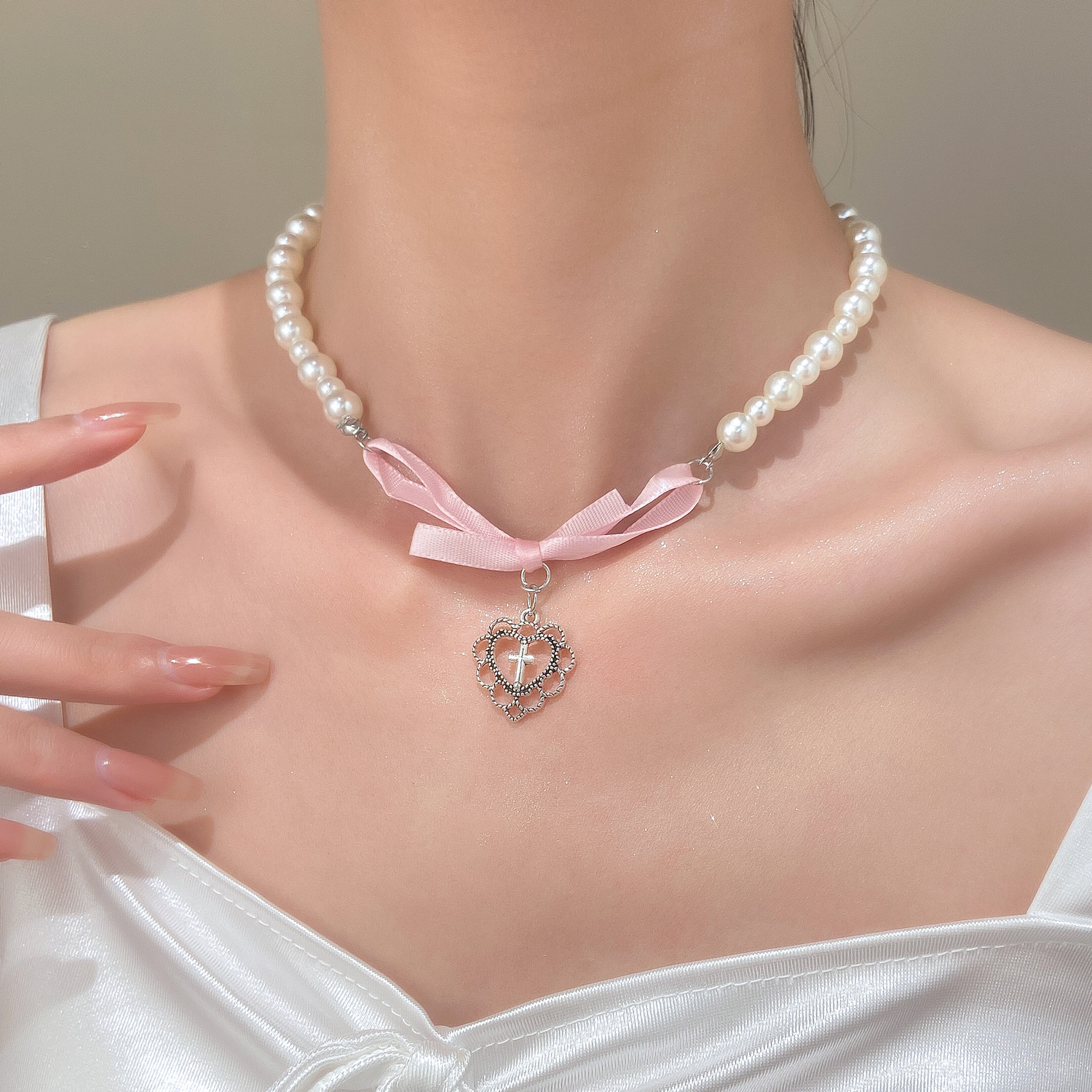 French Romantic Pink Bowknot H - Pearl Trim Chain のレビューと価格