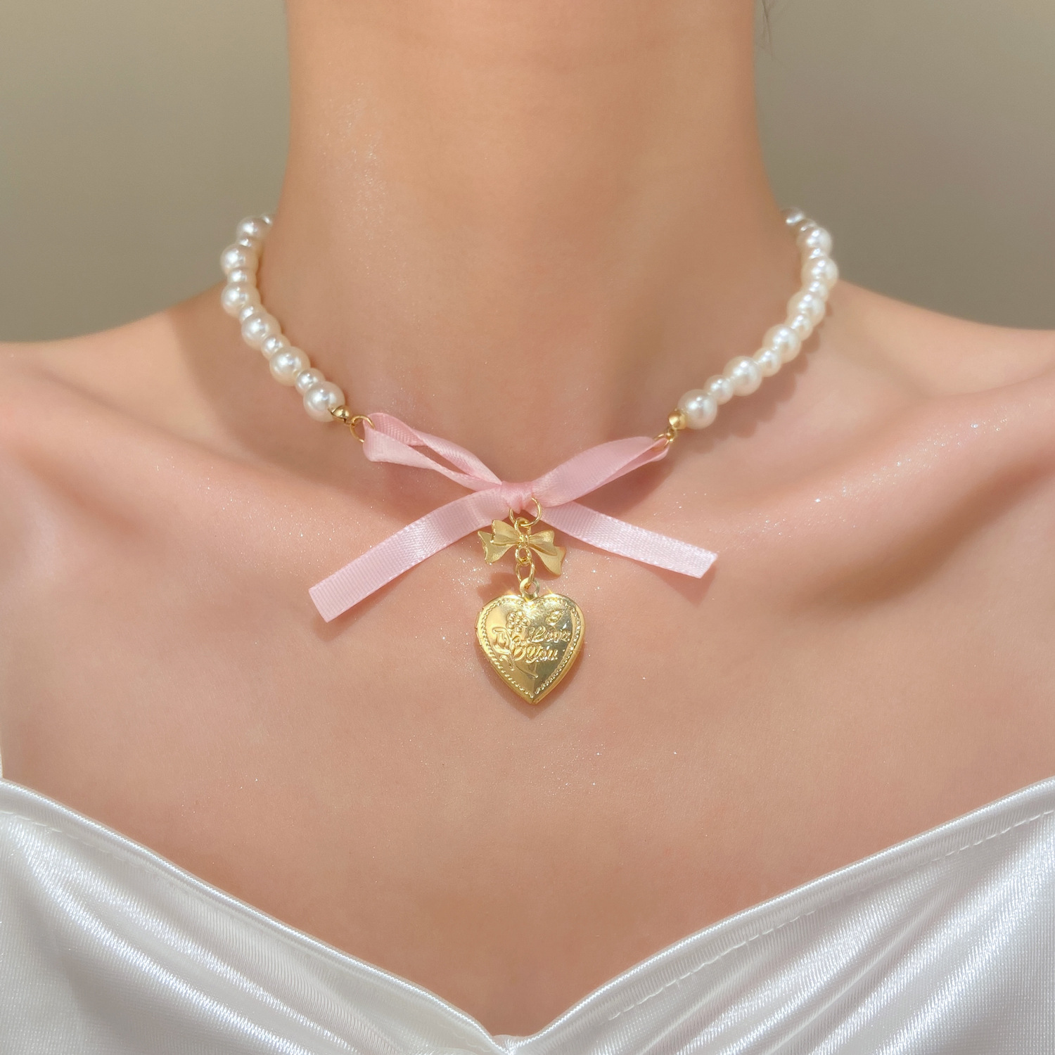 French Romantic Pink Bowknot H - Pearl Trim Chain のレビューと価格