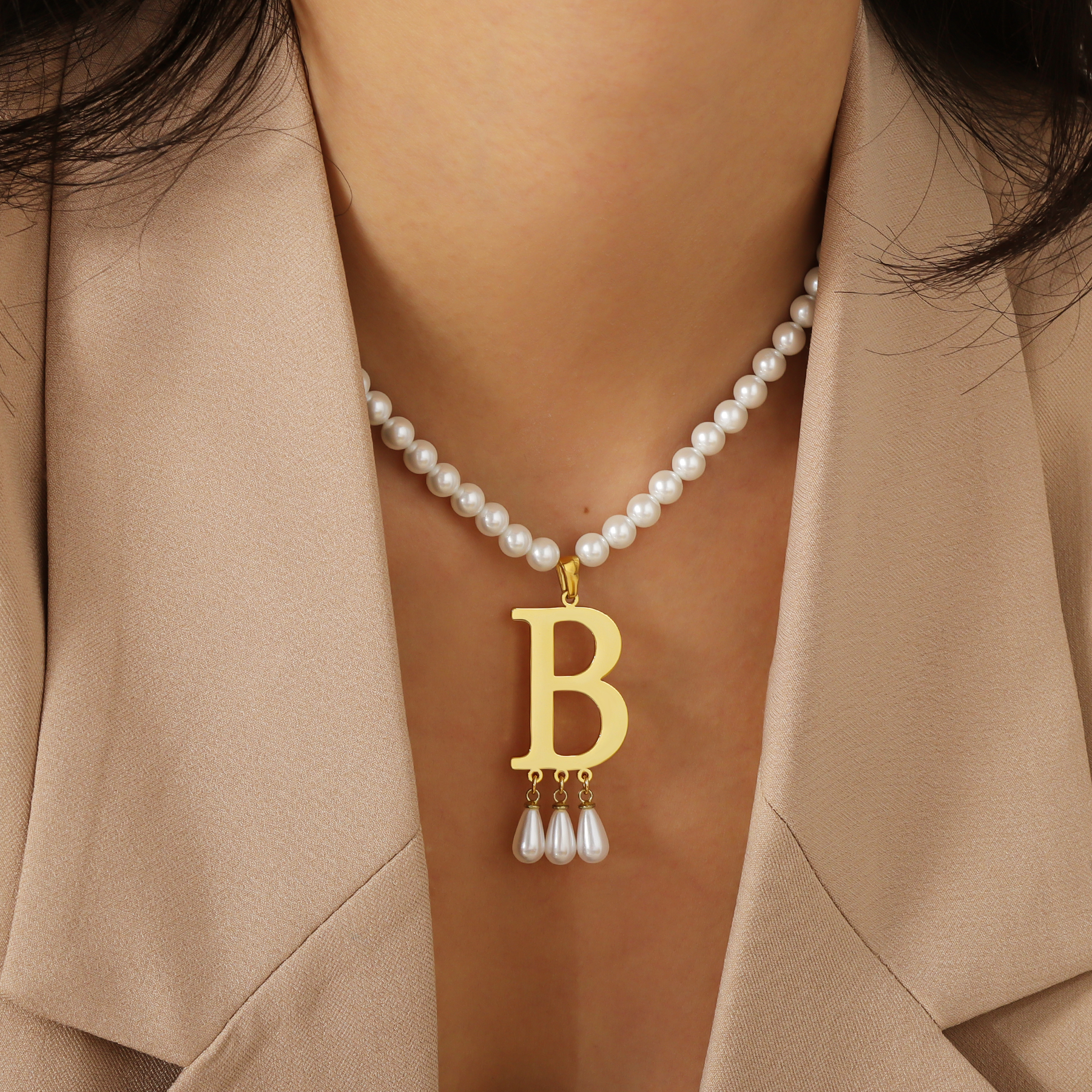 Customized Initial Pendant Lux - Pearl Trim Chain のレビューと価格